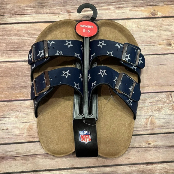 NWT! Dallas Cowboys Sandals - Picture 1 of 7